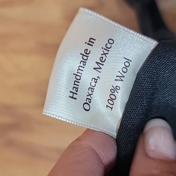 Woven Wool & Leather Shoulder Bag - Picture 9 of 15